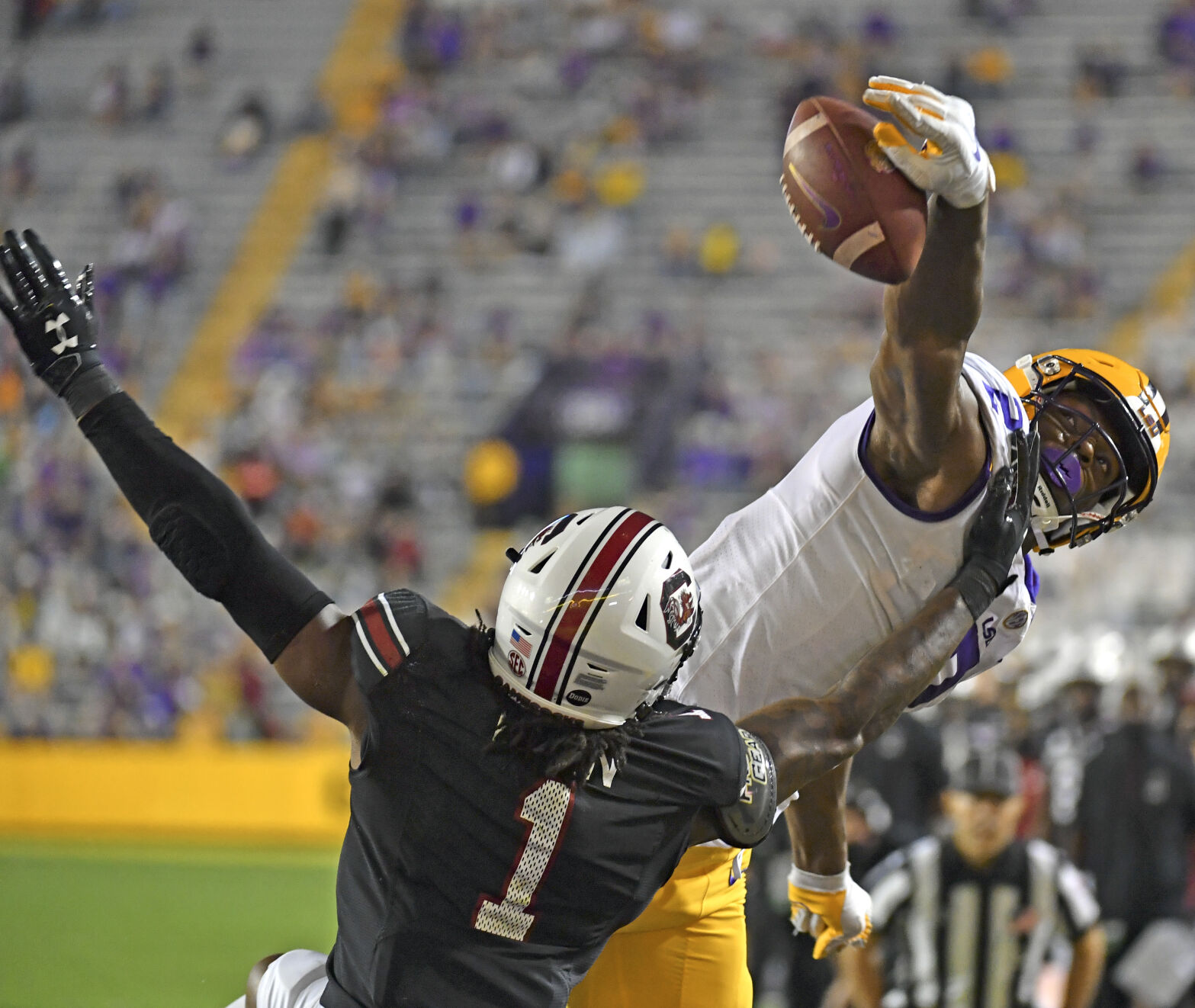 BR.lsucarolina.102520 HS 2293.JPG